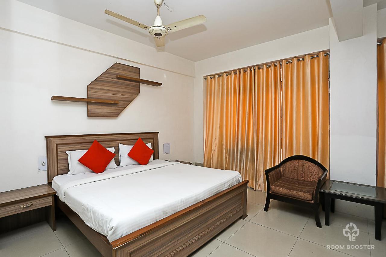 Hotel Inderlok ริชิเคช ภายนอก รูปภาพ