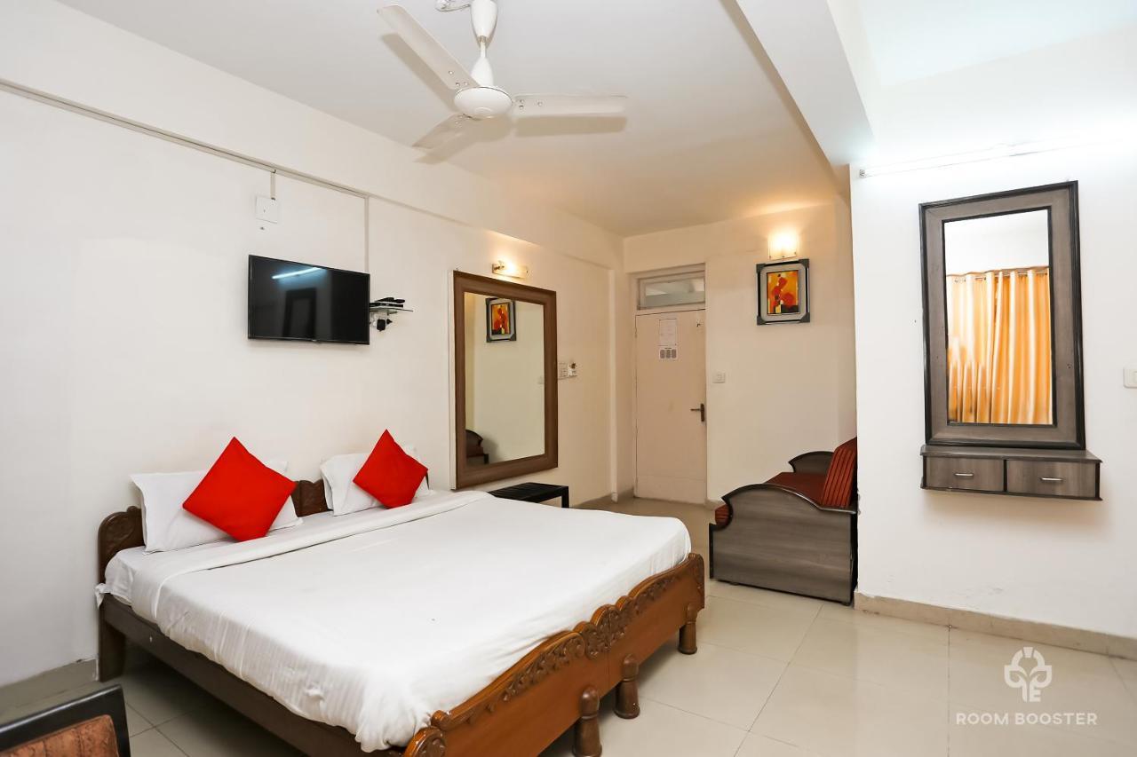 Hotel Inderlok ริชิเคช ภายนอก รูปภาพ