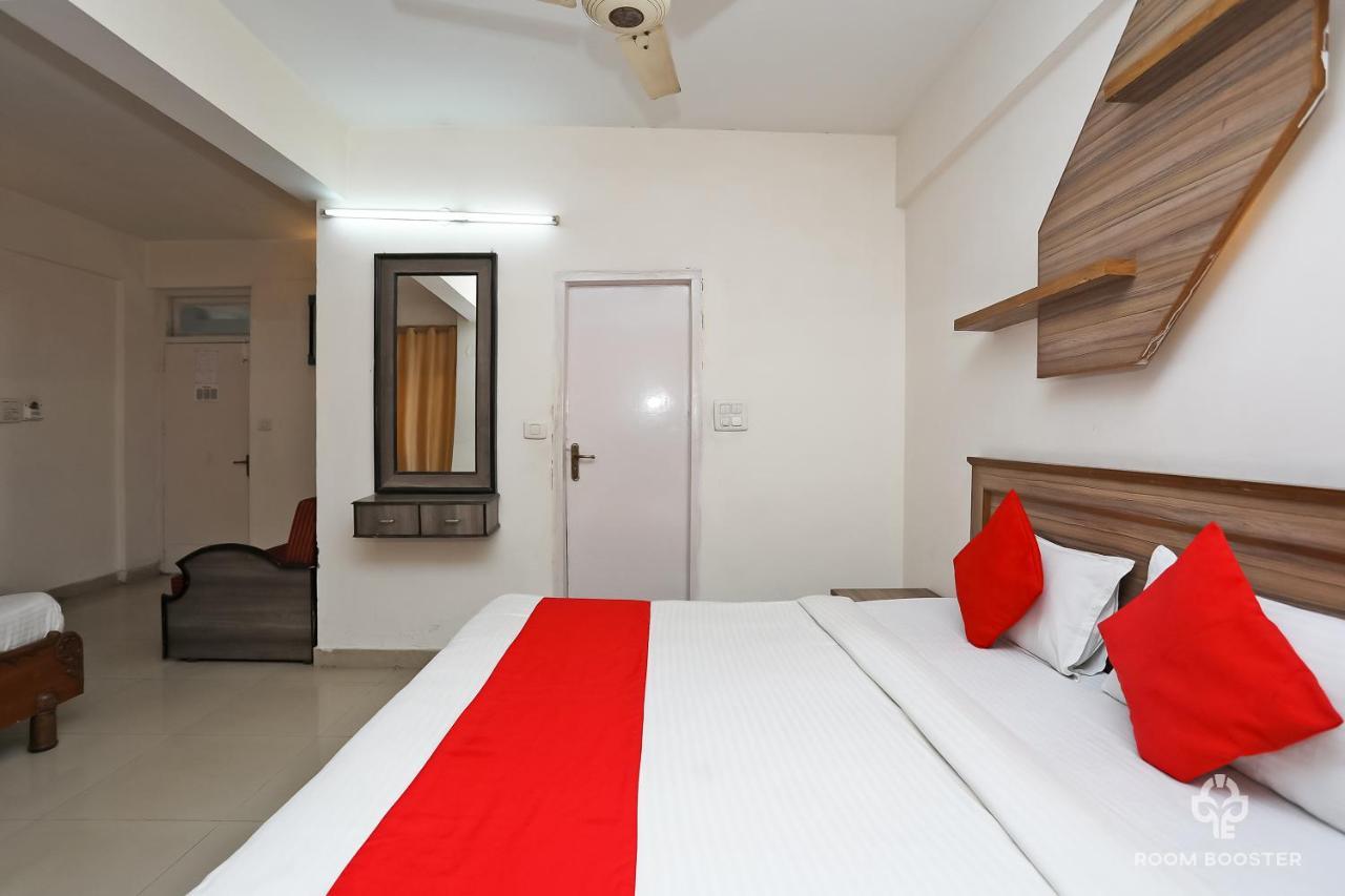 Hotel Inderlok ริชิเคช ภายนอก รูปภาพ